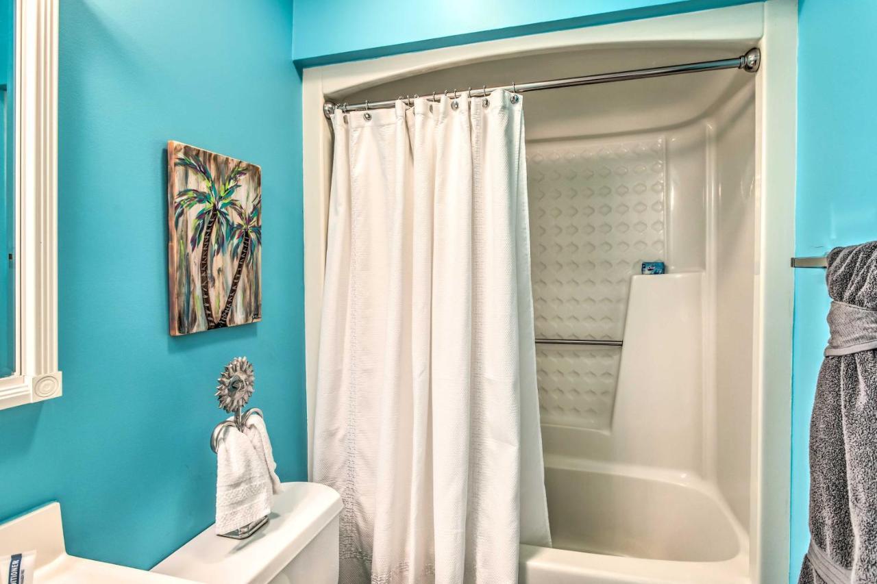 Surfside Beach Escape With Pool - Walk To Ocean! เมอร์เทิลบีช ภายนอก รูปภาพ