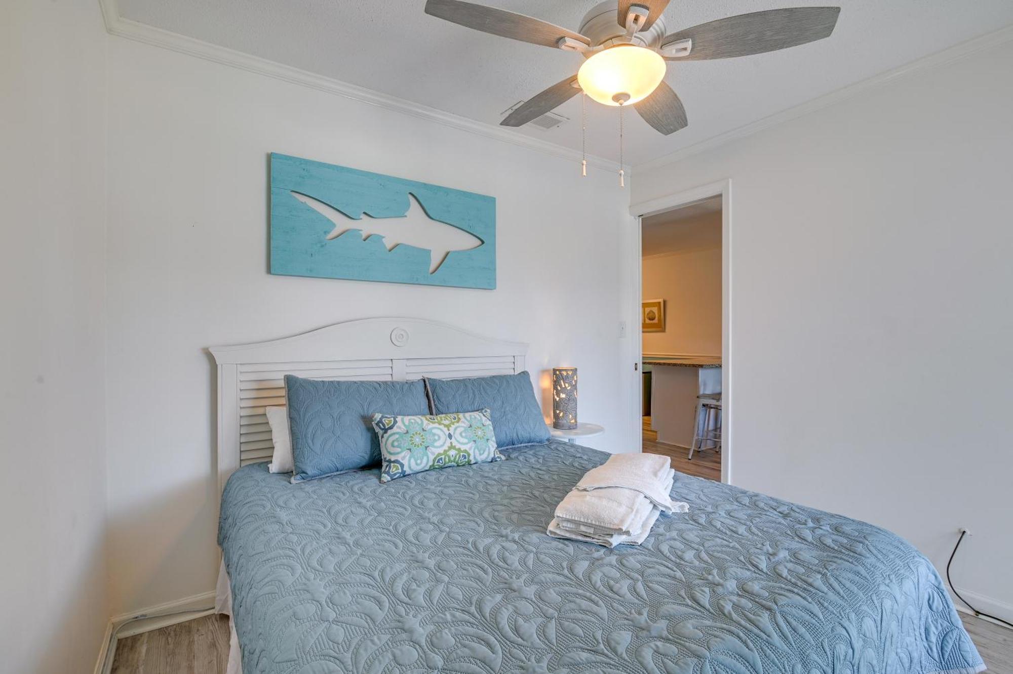 Surfside Beach Escape With Pool - Walk To Ocean! เมอร์เทิลบีช ภายนอก รูปภาพ